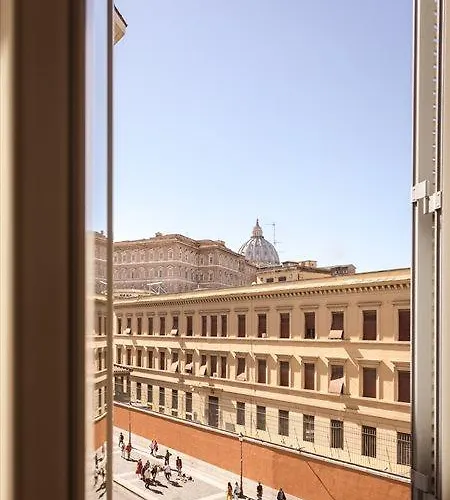 Domus Porta Angelica Гостевой дом 4*
